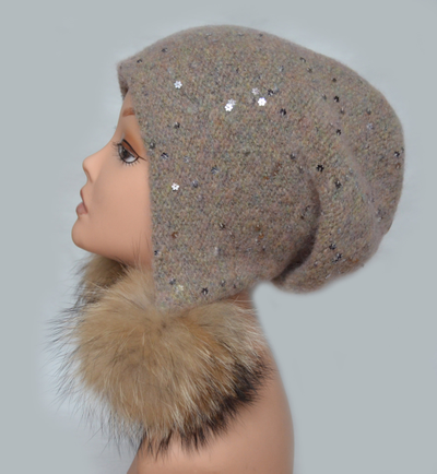Бежевая шапка ушанка с пайетками женская Италия Vizio 5841
