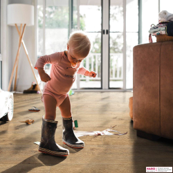 Декор ламината Haro Tritty 200 Aqua Дуб Портленд Пуро 539146 в интерьере комнаты