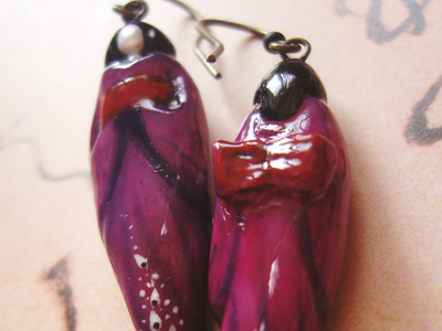 Фарфоровые украшения "Вальс магнолии", комплект из подвески и серёжек