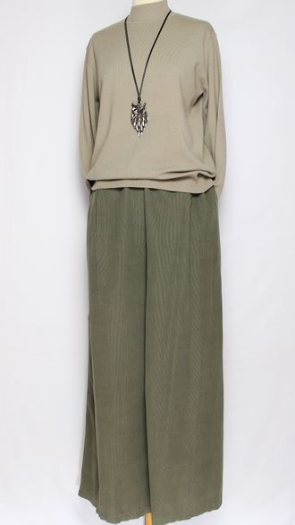 Брюки вельветовые"Палаццо защипы пояс" хаки, бежевый, графит, чёрный до 54