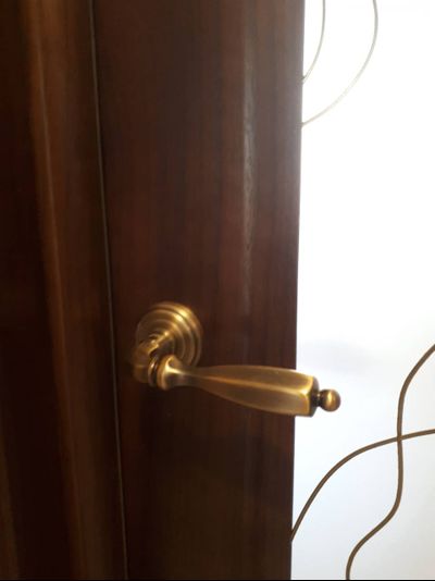 ЛАЙНДОР (УЛЬЯНОВСК)/ МОДЕЛЬ МАЛЬТА-2/ НАТУРАЛЬНЫЙ ШПОН АМЕРИКАНСКОГО ОРЕХА/ ТОН 23 (АМЕРИКАНСКИЙ ОРЕХ)