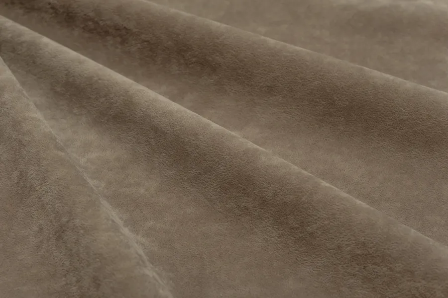 (РАМ) Флок "Хаски" (Haski) - cocoa.

Состав: основа 85 % поллиэстр, 15% коттон, ворс 100 % нейлон.
Плотность: 299 г/кв.м.
Устойчивость к истиранию: 60 000 циклов.
Ширина: 140 см ± 2 см.

Внимание! Цвет материала может быть искажен настройками монитора.