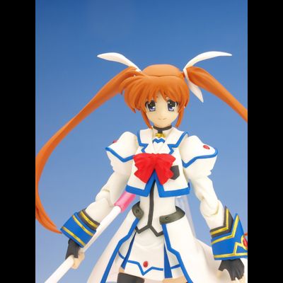 Фигурка фигма Такамати Наноха (figma Takamachi Nanoha Barrier Jacket)