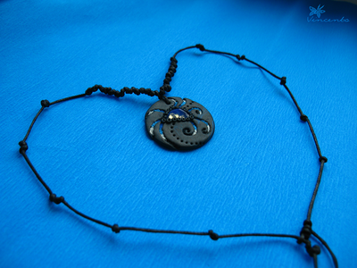 Этно-кулон с лунным камнем "Цветок Феникса"