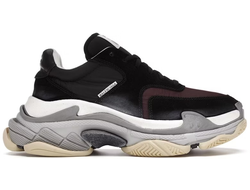 Balenciaga Triple S Trainer Bordeaux