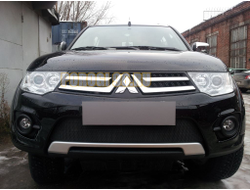 Защита радиатора Mitsubishi L200 2014-2015 (калуга)/Pajero Sport 2014-2016 (калуга) black