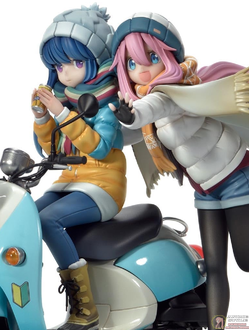 Фигурка 1/7 Надэсико Кагамихара, Рин Сима (Nadeshiko Kagamihara, Rin Shima Prisma Wing)