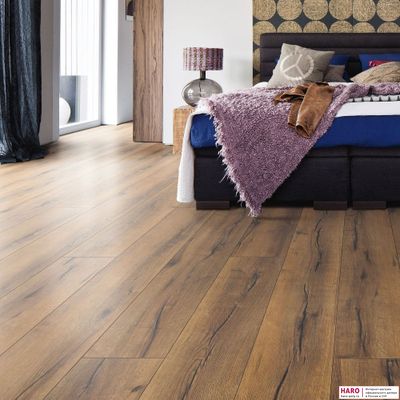 Ламинат Haro Tritty 100 Gran Via Дуб Италика Дымчатый 530333 32 класс толщина 8 мм с фаской 2.68 м2