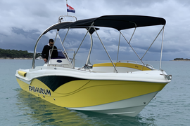 Морская прогулка на глиссере (вместимость до 10 человек)