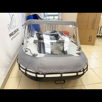 Тент носовой прозрачный Ривьера Компакт 3200 вид спереди