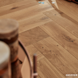 Паркетная доска PS 500 Meister Дуб витал Легкое морение 8811 в интерьере