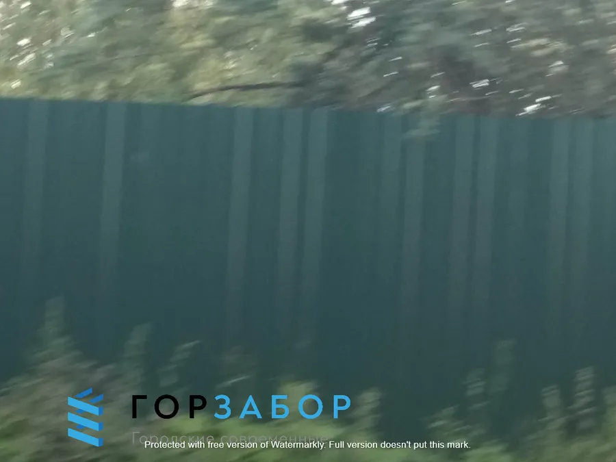 Забор из профлиста с установкой под ключ в Подмосковье