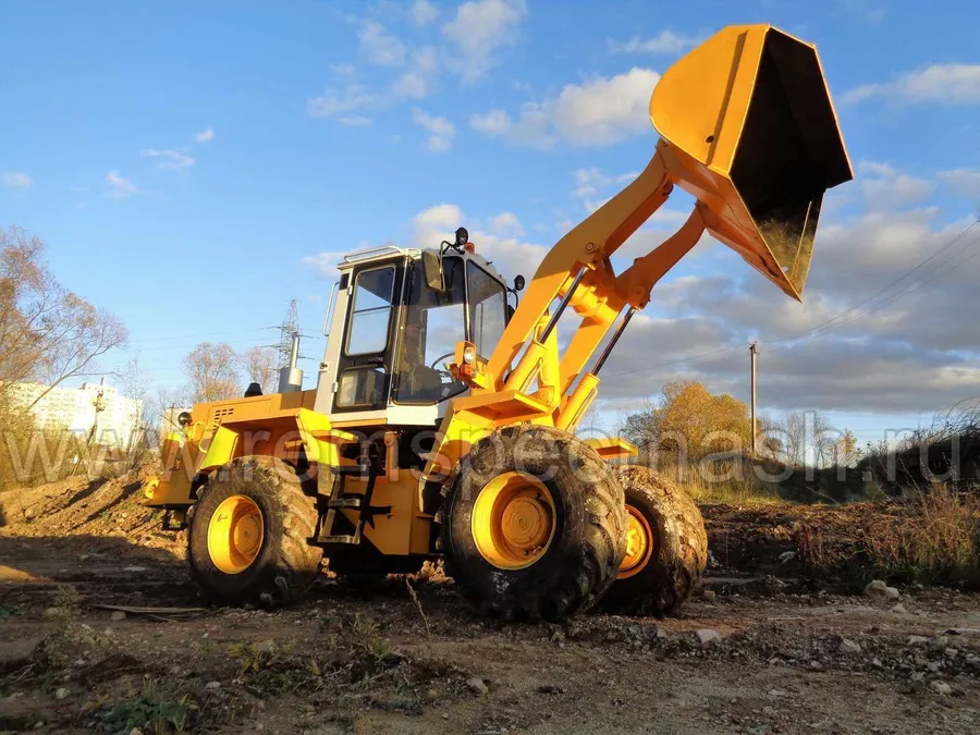 Фронтальный погрузчик Амкодор 333, после капремонта.