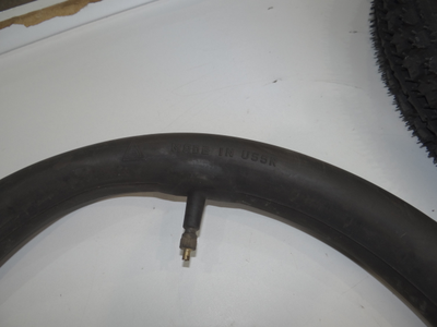 Покрышка с камерой 2.50/85 - 16