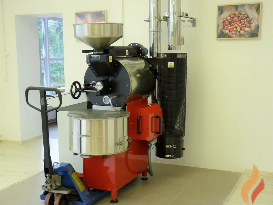 Сердце производства - итальянский обжарщик Petroncini 