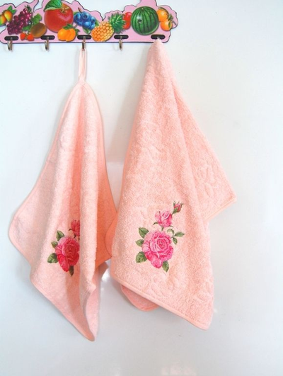 Набор махровых полотенец с вышивкой Розочки, 35х35 и 35х75