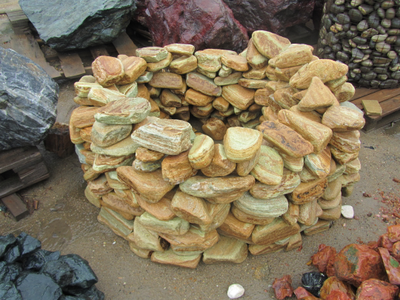 Бут ландшафтный Златолит (галтованный)