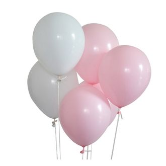 3 розовых и 2 белых воздушных шара