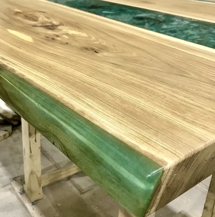 Стол-река для ресторана "Club villas XXII carat", Дубаи, ОАЭ. Работа spilcenter.com