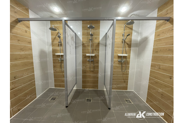 ДУШЕВЫЕ АНТИВАНДАЛЬНЫЕ ПЕРЕГОРОДКИ ДЛЯ ПЕРСОНАЛА ПРЕДПРИЯТИЯ ПАО АКРОН