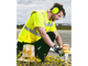 Сигнальный жилет Portwest S476 желтый на модели 5