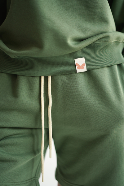 ЖЕНСКИЙ КОСТЮМ "ДАРИ" ЗЕЛЕНЫЙ