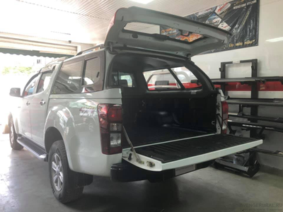Кунг Sammitr SUV Plus V4 для пикапа Isuzu D-max RT85 рестайл 2019-2020 г.в. c 3-литровым двигателем