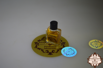 Винтажные духи купить: парфюм миниатюра Pierre Cardin Cardin | Пьер Карден Карден 2ml