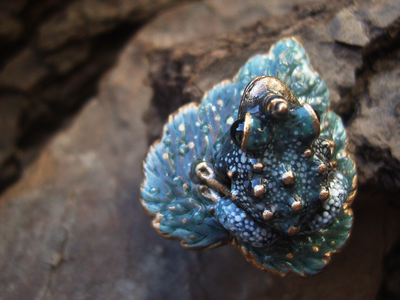 "Рапсодия осенних сумерек", фэнтези-кольцо с лягушкой-единорогом