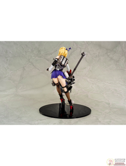Фигурка 1/7 Claire Victorious