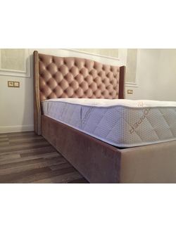 МЯГКАЯ ОДНОСПАЛЬНАЯ, ДВУСПАЛЬНАЯ КРОВАТЬ ТЬЮДОР, ФАНЕРНАЯ В ТКАНИ С УШАМИ И СТРАЗАМИ, С ПОДЪЕМНЫМ МЕХАНИЗМОМ И БЕЛЬЕВЫМ ЯЩИКОМ