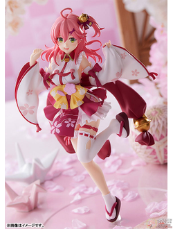 Фигурка Мико Сакура (Miko Sakura Pop Up Parade)