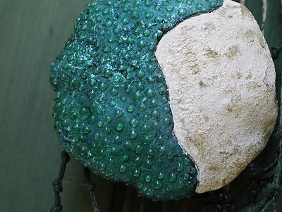 Сказки братьев Гримм. Кулон (колье) из полимерной глины с каплями "росы" - украшение в стиле фэнтези