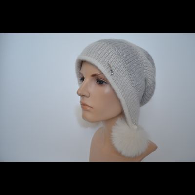 Шапка ушанка Vizio 1609 PP 66  белая с помпонами