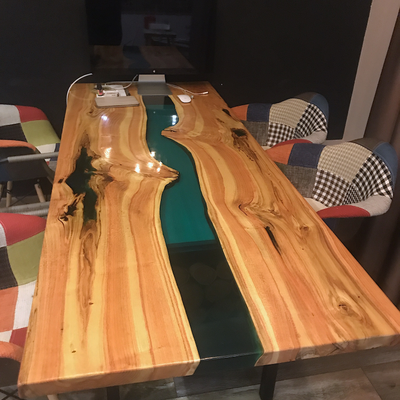 стол река из розовой акации