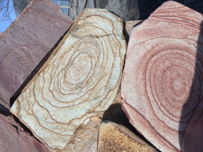 Малиновый песчаник