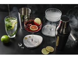 Бокалы, фужеры, стаканы