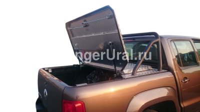 Крышка "LIMITED" на Volkswagen Amarok