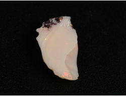 Опал благородный, Эфиопия (12*7*5 мм, 0,3 г) №24132