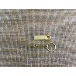 Карта памяти USB2.0 Flash 64Gb металлическая с крючком матовая золотистый