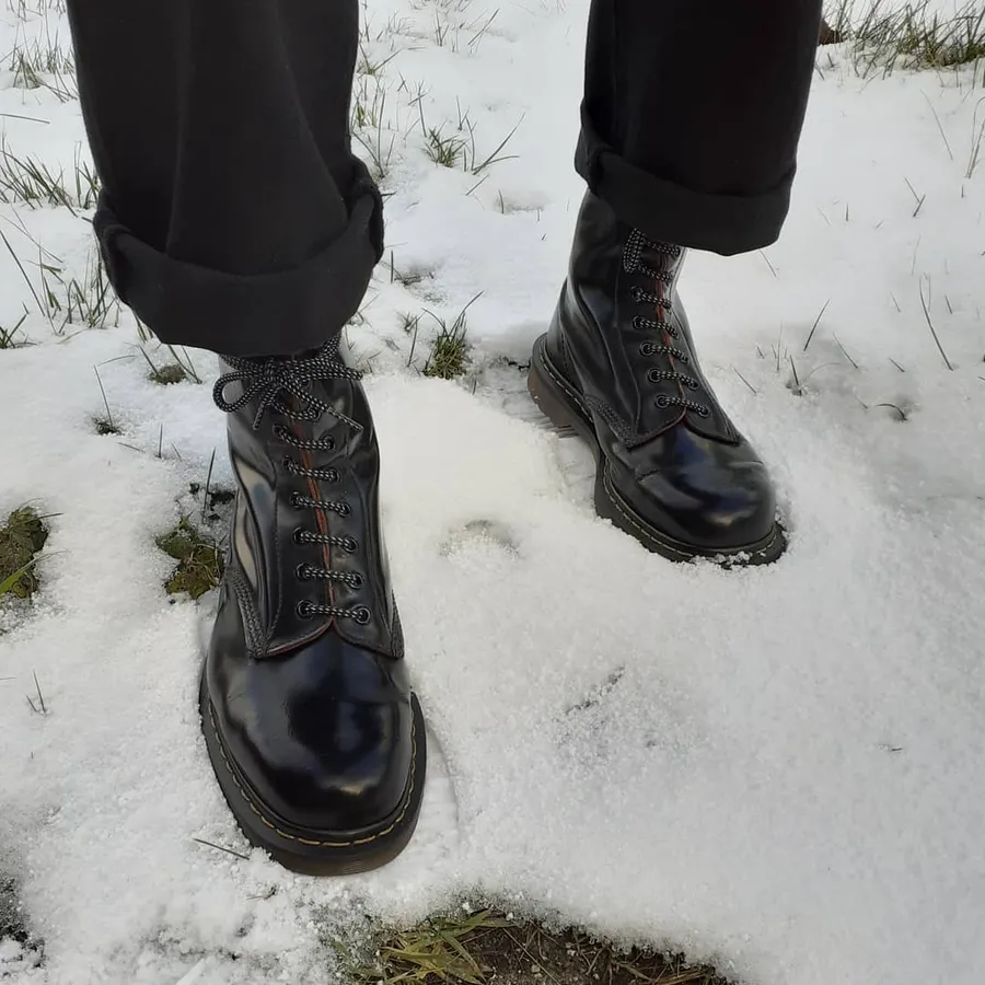 dr. martens черные на зиму