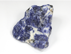 Содалит, необработанный "дикий" образец, Намибия (40*38*30 мм, 39 г) №26699