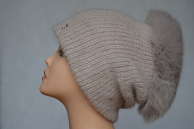 Пудровая женская шапка с меховой отделкой Vizio Италия 6470 TP без страз