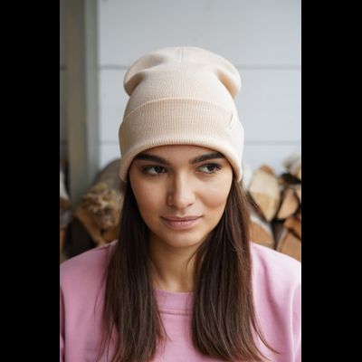 ШАПКА ПРИЯТНО "БЕЖЕВАЯ"