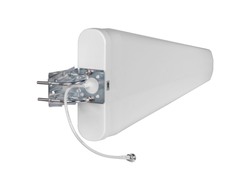 DL-700/2700-11 Направленная всепогодная антенна GSM900/GSM1800/3G UMTS/Wi-Fi, усиление 11 дБ, кабель 0.3 м, N-розетка