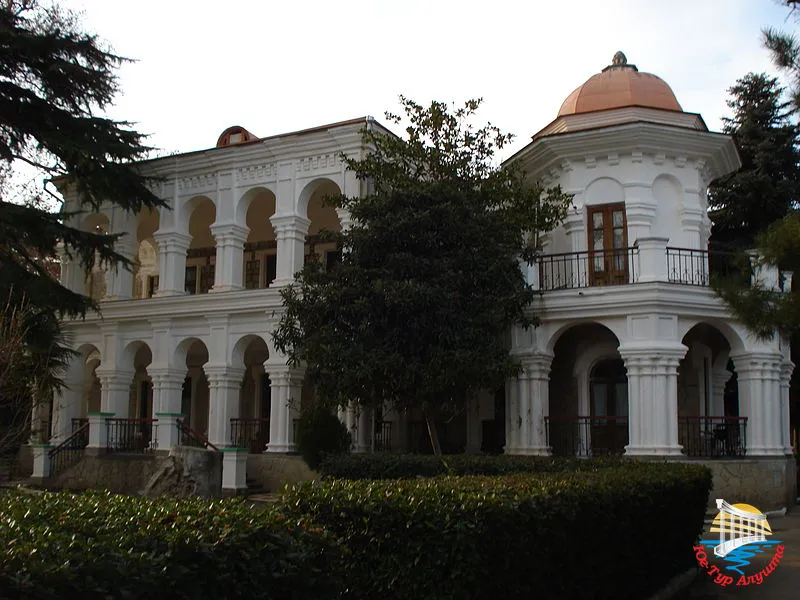 дом купца Стахеева в Алуште