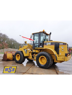 Стекло дверное верхнее на Caterpillar 938g