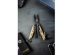 Leatherman Signal Coyote Tan