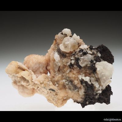 Ольмиит и кальцит. Южная Африка. 52*35*30мм.