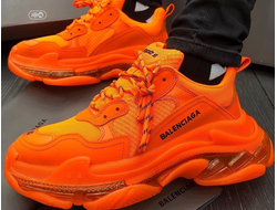 Кроссовки Balenciaga Triple S ярко-оранжевые в Сургуте